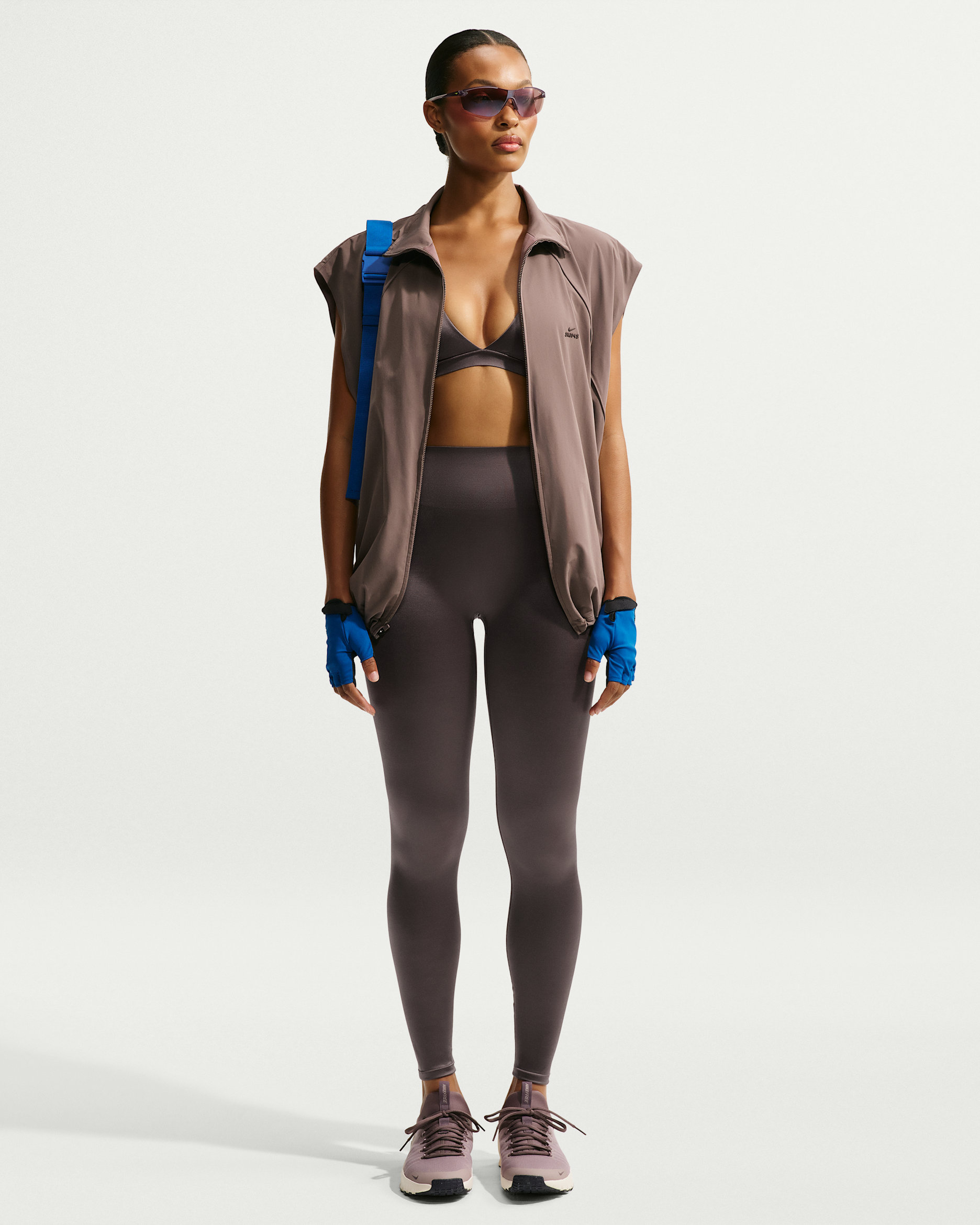 NikeSKIMS Satin Shine Women's High-Waisted Bonded 26